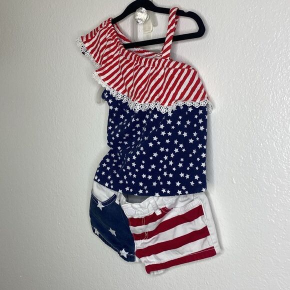 Fourth Of July Outfit Bundle USA Stars & Stripes Shorts and Tank Top 2/4T - Picture 7 of 8